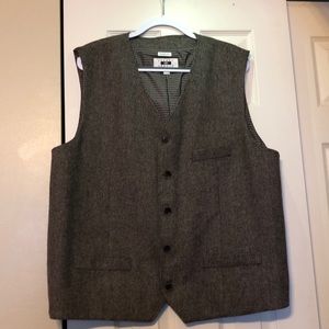 Tweed vest